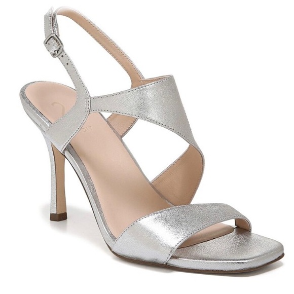 Brand new 27 edit Naturalizer Lanie silver leather womens heel sandals size 8W - Picture 9 of 10